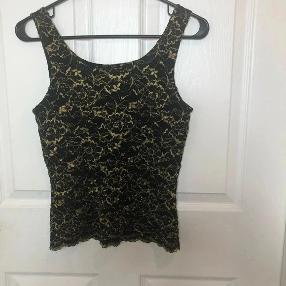 Dress barn woman’s tank size sm - Picture 3 of 3